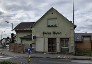 von der Hauptstraße aus - 2026