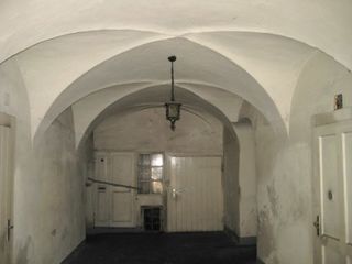 Gewölbte Vorhalle(Foto Laukhardt 2010)