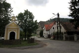 Wegkapelle, gegenüber Weinzödl 36 und 37 (Foto Laukhardt 2011)