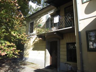 Westfassade mit Balkon (Laukhardt 2011)