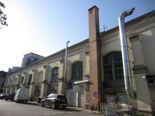 Die ehemalige Reithalle von Süden (Foto Laukhardt 2011)