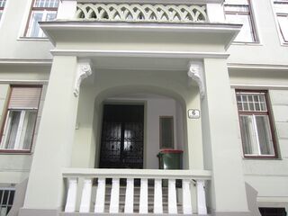 Das Portal von Prangelgasse 6 (Foto Laukhardt 2011)
