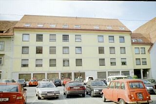 Bürohaus, 1970 errichtet (Foto AGIS - 2002)
