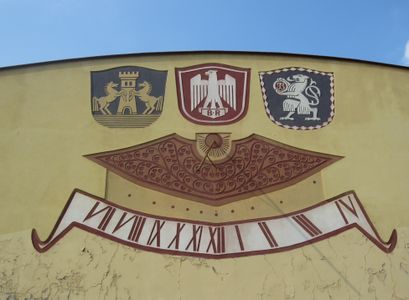 Sonnenuhr am Ökonomiegebäude(Foto Laukhardt 2011)