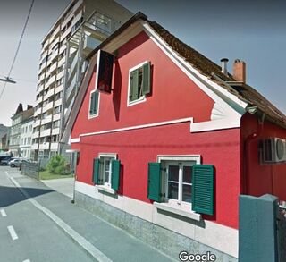 Von Hochhaus bedrängt 2020