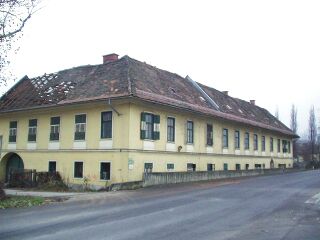 Der 2005 abgebrochene Mischanhof (Foto Laukhardt 2004)