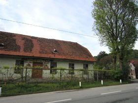 Ehemaliges Gasthaus und Kapelle (Foto Laukhardt 2011)