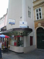 (Foto AGIS - 2002)