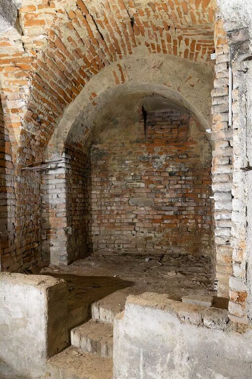 Datei:Zisterdorf Kirchenplatz 23 Kellergewölbe.jpg