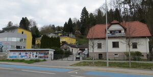 mit Nebengebäude - 2026